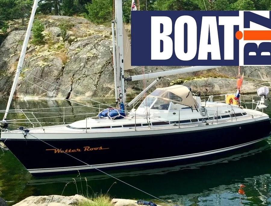 C-Yacht 1100 - Zeilboot aanzicht vanaf stuurboord, kuip met buiskap