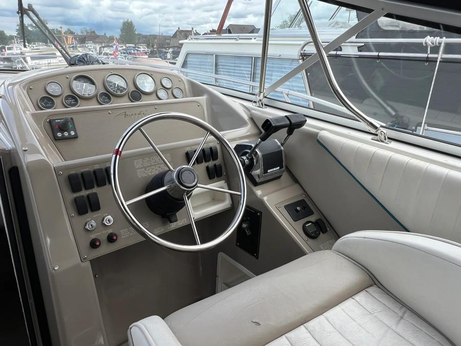 Bayliner 3255 Avanti Express