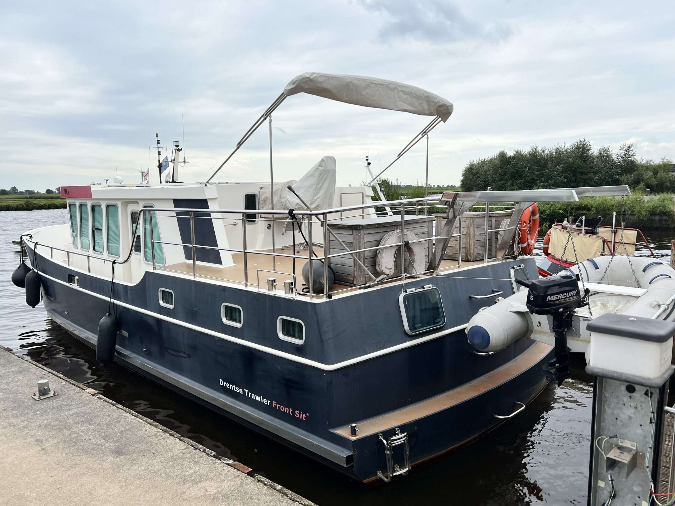 Drentse Trawler Front Sit