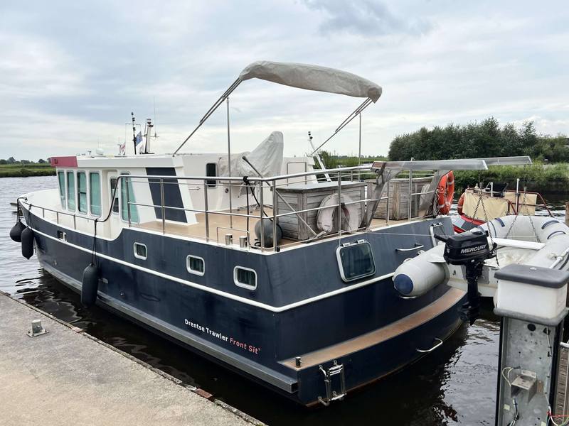 Drentse Trawler Front Sit