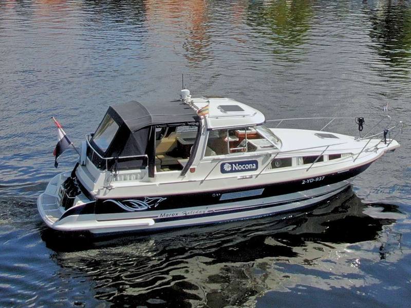 Marex 280 Holiday Hardtop