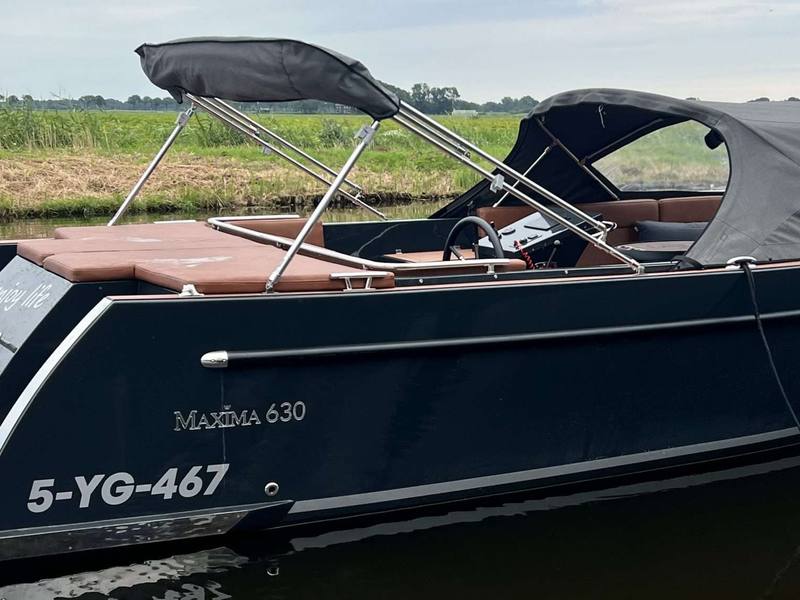 Maxima 630 Tender